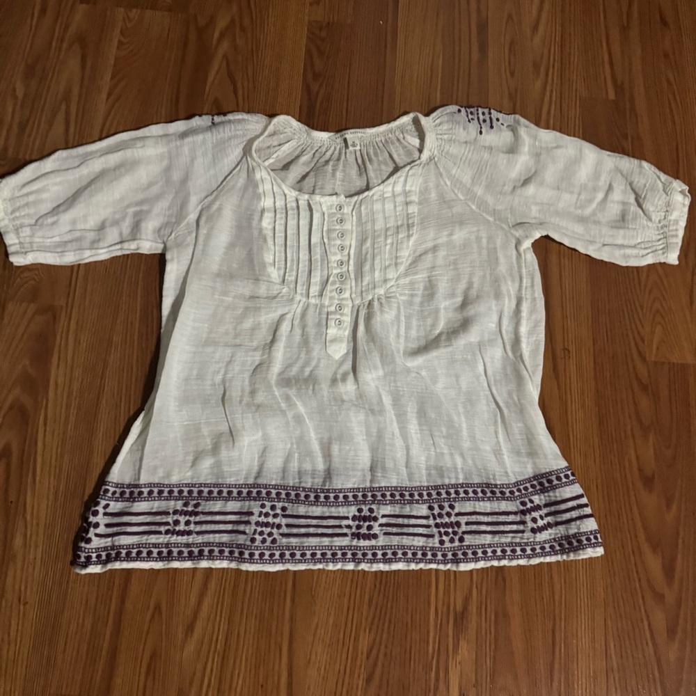 Banana Republic Vintage White Embroidered Sheer Blouse Top Bohemian Cottage core